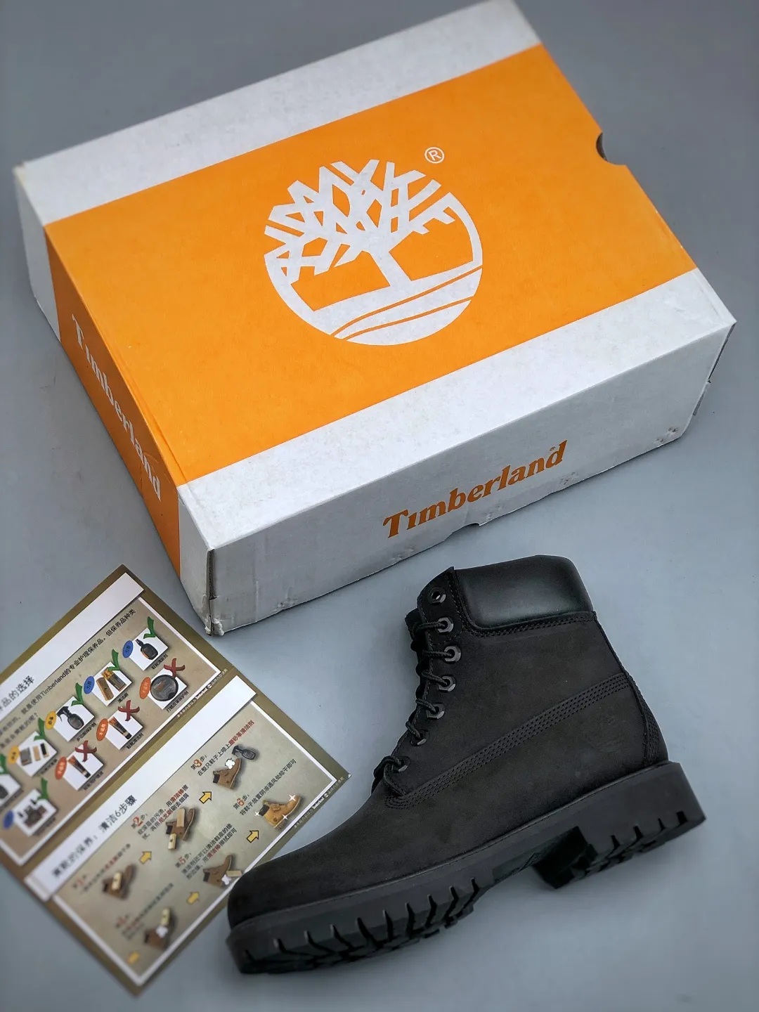 Local pick-up💰700 Support store release, seasonally available, new goods🚀Original factory in Guangdong Top chip version#Upgrade original 2025 version packaging box and accessories#Original last paper version data development version#Original Baoyuan injection machine#Four-line computer sewing lines are in parallel#Using the same imported top layer frosted leather with anti-waterproof function (full The interior is matched with genuine leather material!!)#Original consistent full nubuck leather collar#Anti-fatigue shock-absorbing honeycomb PU insole#Lightweight anti-slip rubber foam combination bottom❗️The world's leading outdoor brand·Timberland/Timberland 6 Inch Leather Boots Timberland's classic outdoor 6-inch large yellow boots "OG Wheat Yellow Black" TB010061 713 Size: Female 35.5 36 37 37.5 38 38.5 39 Male 39.5 40 41 41.5 42 43 44 45 (leather shoe size: one size larger than sports shoes!) Original hardware molded shoelace buckle, top-notch craftsmanship newly upgraded, Zhongshan original factory OEM, original imported waterproof leather, injection molded outsole, horizontal folding dynamic water-repellent, original consistent full frosted leather collar, full cow lining, brand new original packaging shoe box, exclusive supply in the market